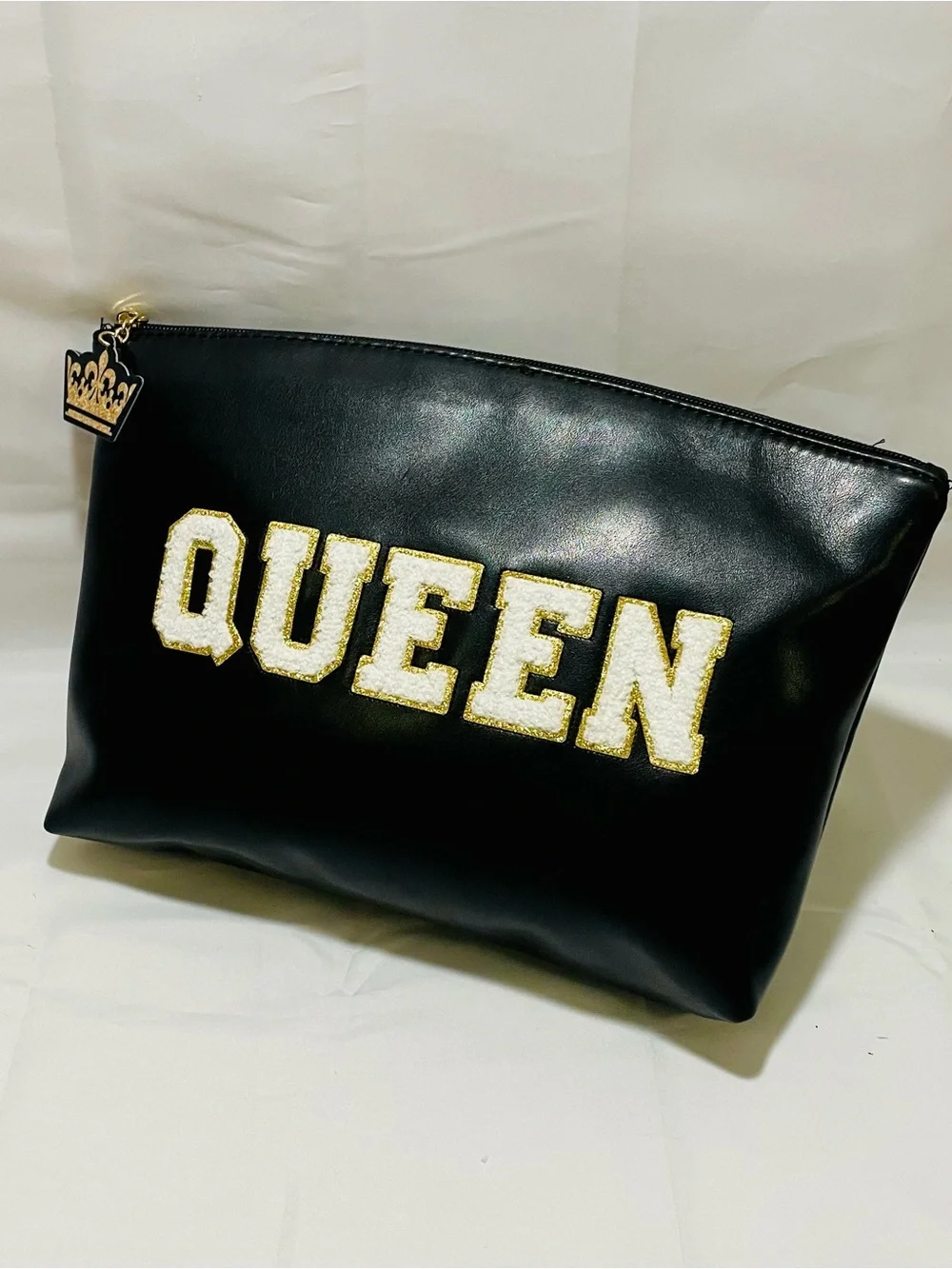 Like Dreams Boutique “Queen Clutch Glam Bag”, NWOT